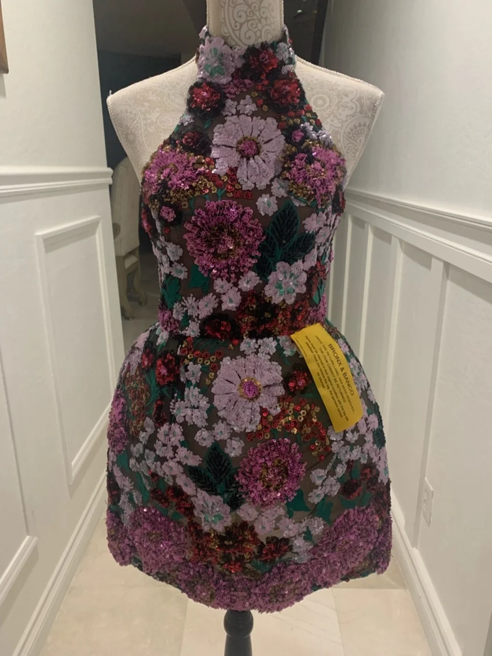 New BRONX AND BANCO Deirdre Floral Sequinned Halter Dress Size S / 4 US - Picture 13 of 16